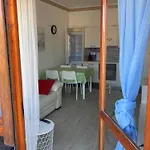 Guardastelle1125 Luminoso Bilocale Con Parcheggio, Wifi, Piscina Lägenhet *